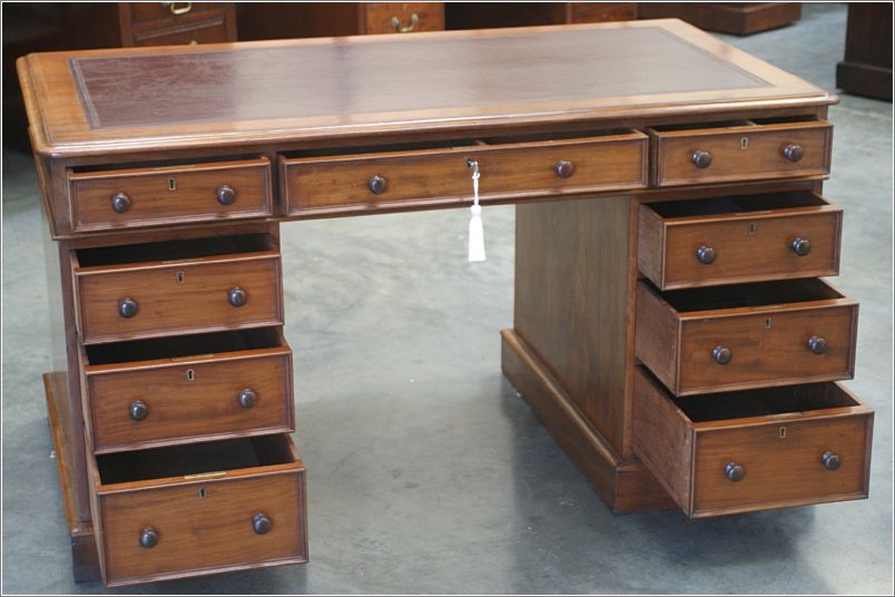 2069 Antique Victorian Mahogany Pedestal Desk (3)